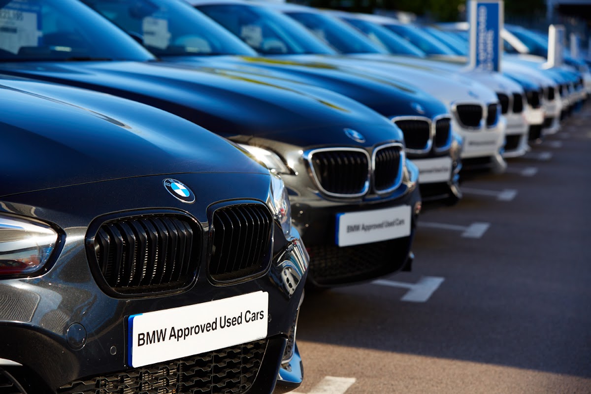 Vines of Guildford BMW