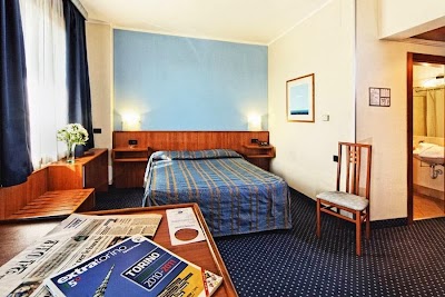 Photos of Hotel President