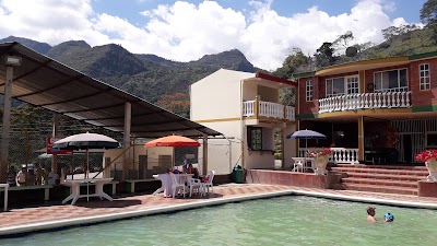 Photos of Termales Arco Iris