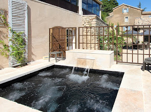 Photo n°28 de EQUALI PISCINE & SPA - Pisciniste 91 & 77 à Saint-Pierre-du-Perray (Société de construction de piscine)