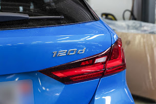 Photo n°4 de CARROSSERIE DES MONTS DE LA MADELEINE à Mably (Garage automobile)