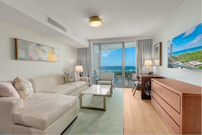 Real Select Vacations at the Ritz-Carlton Waikiki