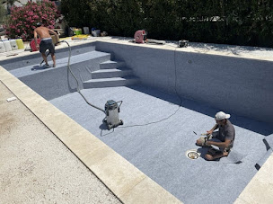 Photo n°26 de DR Piscine - Construction et entretien à Morières-lès-Avignon (Société de construction de piscine)