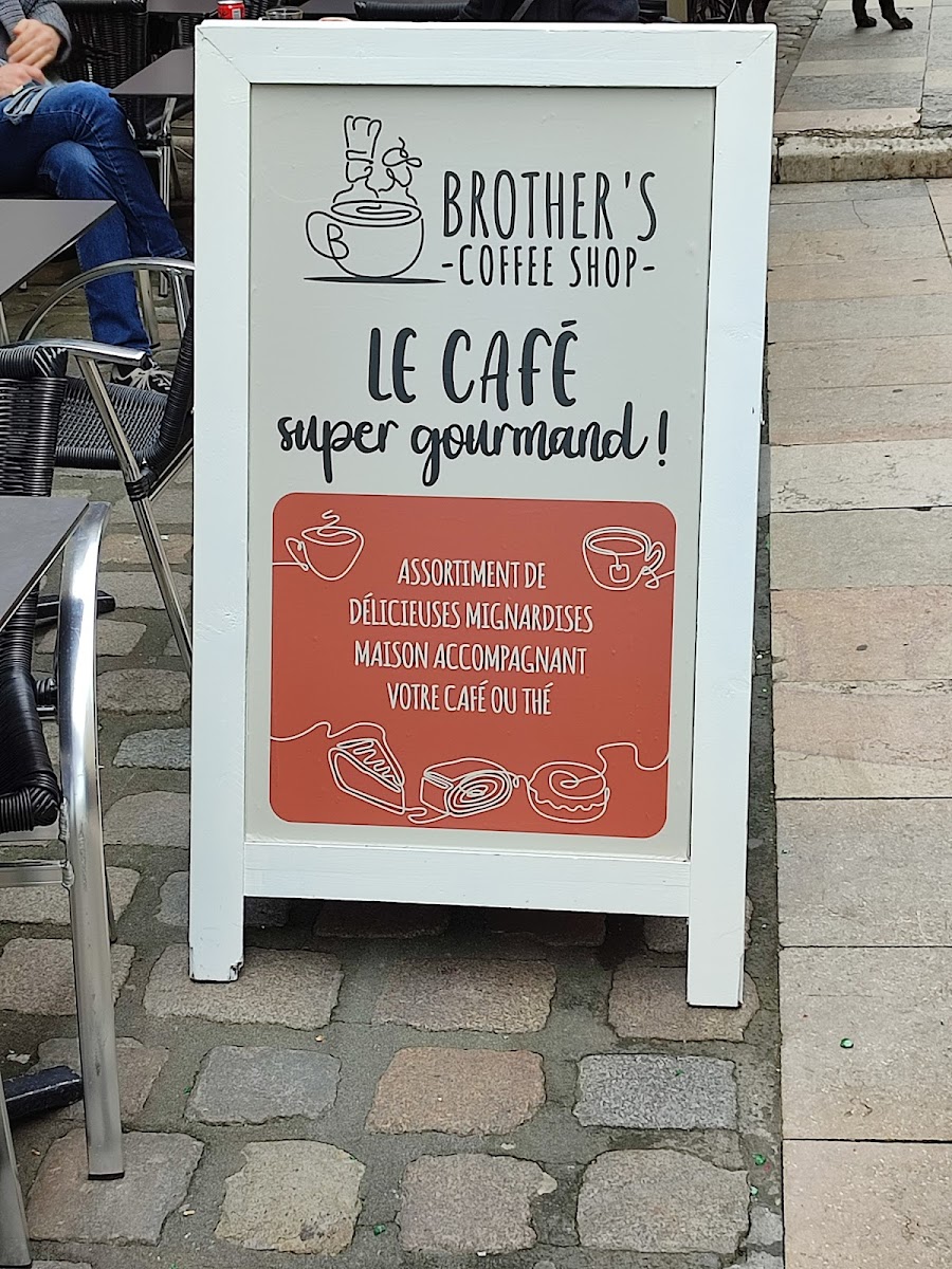 Brother's Coffee Shop — photo 4
