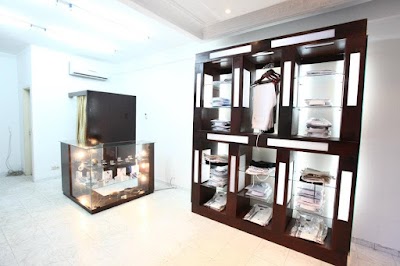 Photos of Boutique Ciss St MO&Iuml;SE ( 2 Plateaux-ENA)
