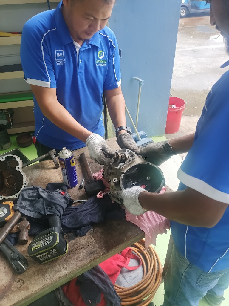 Hybrid Automotive (Singapore) - car servicing Singapore facility photo 2
