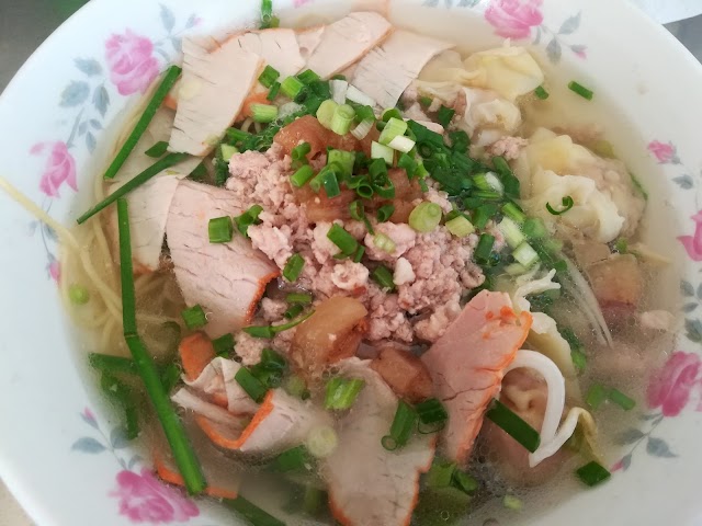 Tiệm Mì Tàu Cao
