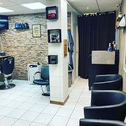 Photo n°4 de KZ COIFFURE à Saint-Priest (Salon de coiffure)