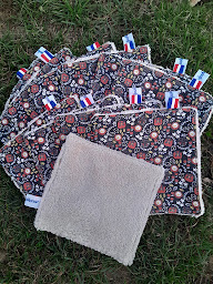 Photo n°10 de Lysbethcrea à Chanteloup-les-Bois (Magasin de vêtements)