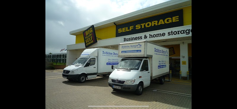 Robbins Removals Swindon photo 2