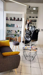 Photo n°16 de Camelia Coiff à Pont-du-Château (Barbier)