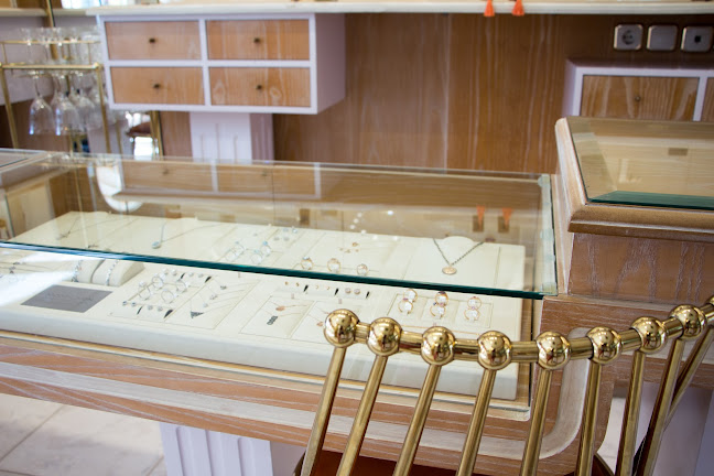 Comentarii opinii despre GARBIS JEWELLERS , ΚΟΣΜΗΜΑΤΟΠΩΛΕΙΟ ΓΑΡΜΠΗΣ ΑΡΓΟΣΤΟΛΙ.