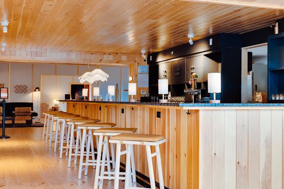 Laurel Lake Placid by null