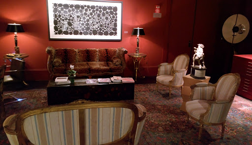 J Johnson Gallery - Visual