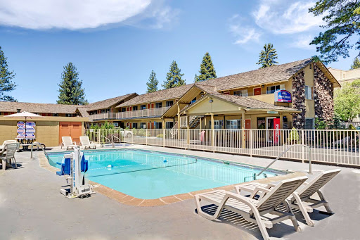 Howard Johnson by Wyndham South Lake Tahoe