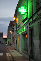 Photo n°3 de Pharmacie de Neuvy, SELARL Pharmacie PINEAU à Neuvy-le-Roi (Pharmacie vétérinaire)