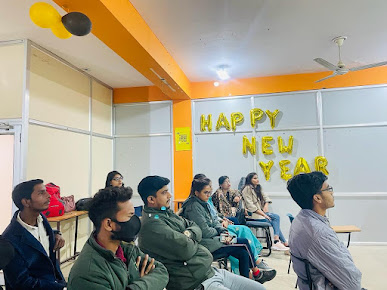 Af1qippcditfdn Fwir C3d7znxpl5r1fcjxwcz0xdon=s387 K No