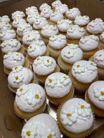 Monday Bakery by null