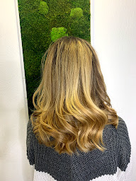 Photo n°13 de L' Écrin Coiffure - Coloration VÉGÉTALE & MINÉRALE à Meylan (Salon de coiffure)