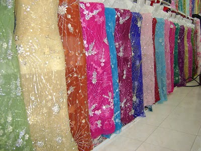 Photos of پارچه سرای آشتی