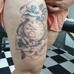 Photo n°11 de M'Tattoo à Brindas (Tatoueur)