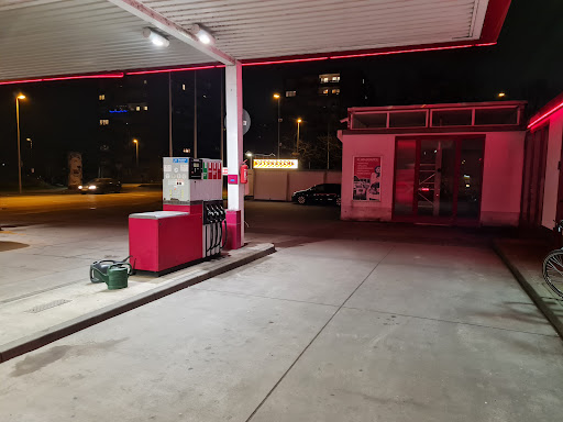 AKAY Tankstelle - Thumbnail