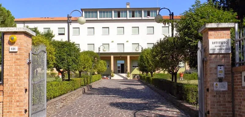 Villa Redemptoris Mater
