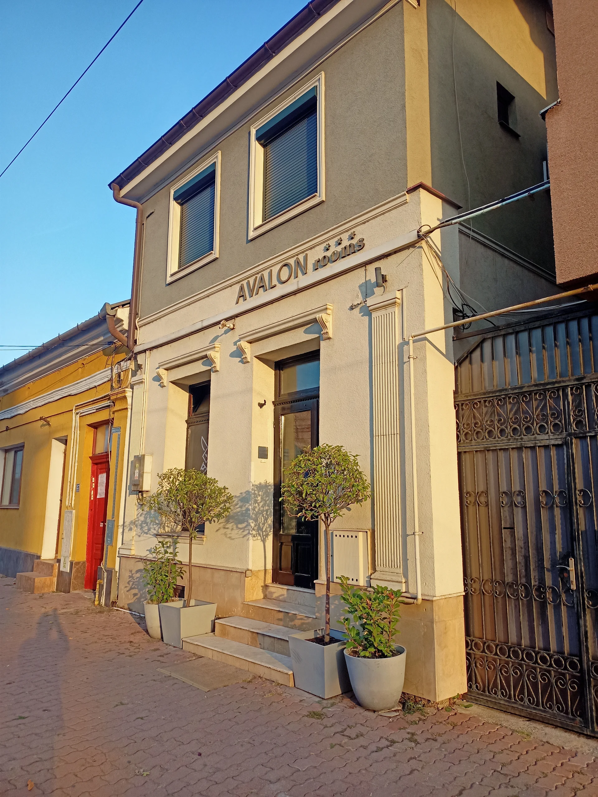 Avalon Rooms