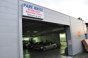 Photo n°2 de AXIAL Carrosserie Cazenave Hervé à Saint-Macaire (Atelier de carrosserie automobile)