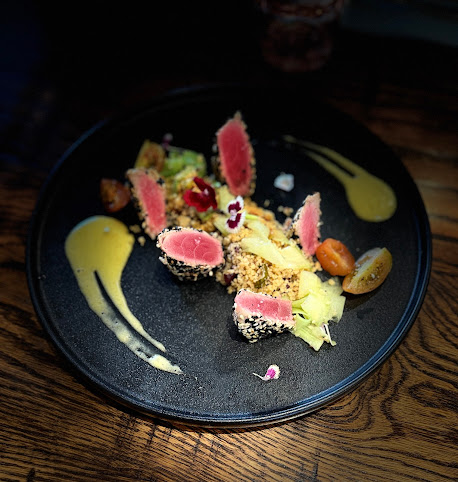 Black Cottage Cafe by null