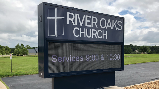 River Oaks Church