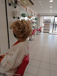 Photo n°2 de Camille Albane - Coiffeur Alès à Alès (Salon de coiffure)