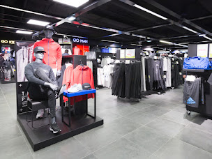 Photo n°16 de INTERSPORT SAINT-ÉTIENNE MONTHIEU à Saint-Étienne (Magasin de vêtements de sport)