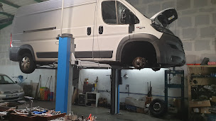 Photo n°3 de A.t.a à Argonay (Garage automobile)