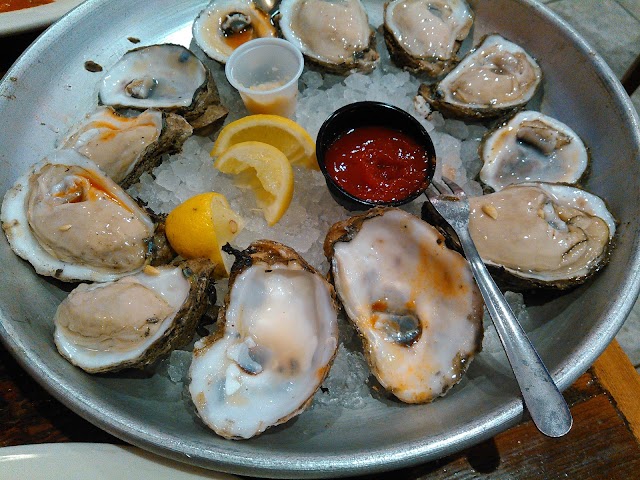Mr. Ed's Oyster Bar & Fish House, FRENCH QUARTER