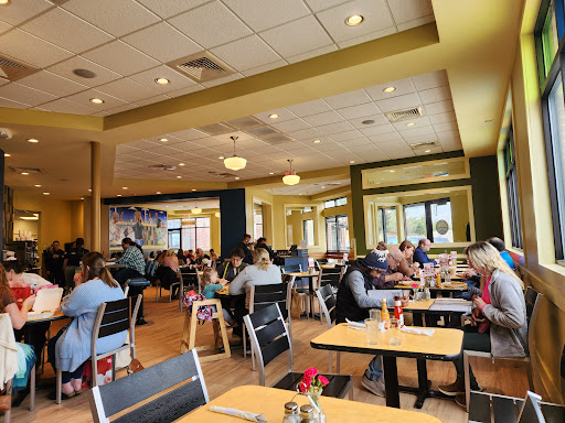Half Day Cafe - Thumbnail