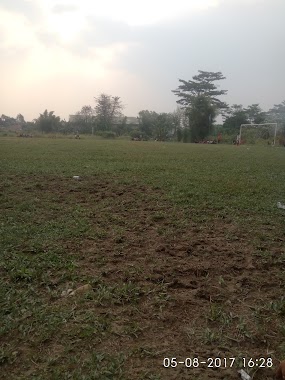 Lapangan Poci, Author: Rohmat Tw