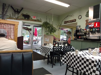 Photos of 13th Street Market & Restaurant