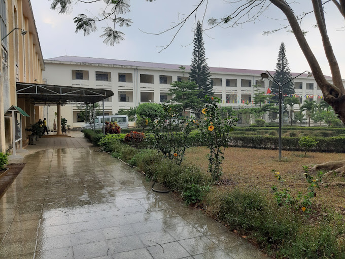 Trường THPT P’ro