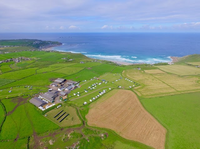 Trevedra Farm Caravan & Camping Site