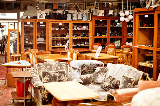 Old Krempel und Antiquitäten GmbH