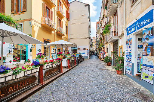 Sorrento Tourist Office - Acamporatravel