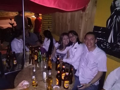 Photos of Cafe y Petroleo
