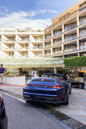 Photo n°8 de Franz Rental Cars - Location Porsche 911 - Audi R8 - Aix en Provence à Aix-en-Provence (Agence de location de voitures)