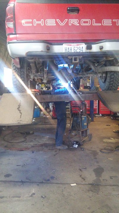Photos of Rod's Tire Town