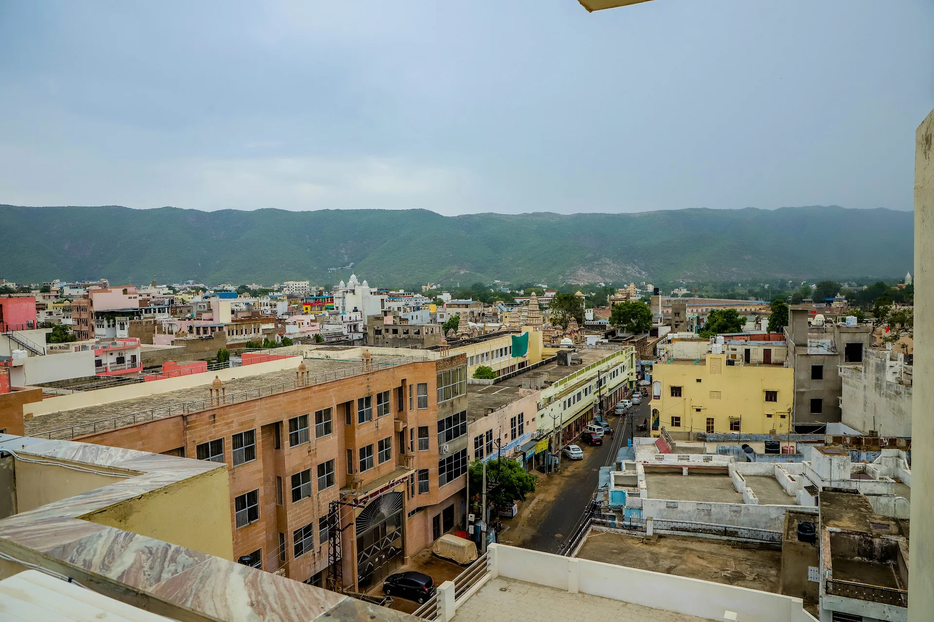 Komal inn