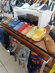 Photo n°8 de GRAPHITI Montélimar - vêtements hommes et cérémonie, chaussures et accessoires à Montélimar (Magasin de vêtements pour hommes)