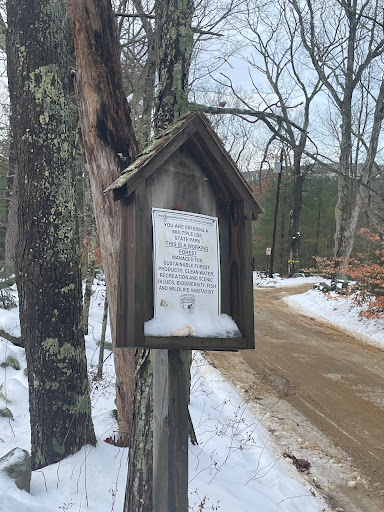 Horse Farm Parking - Thumbnail
