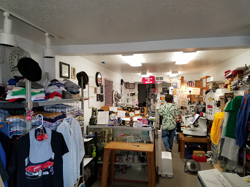 Tees & Lees T-Shirts & Sweat Shirt Shop, LLC
