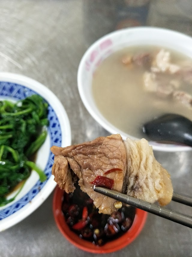 林家原汁豬腳